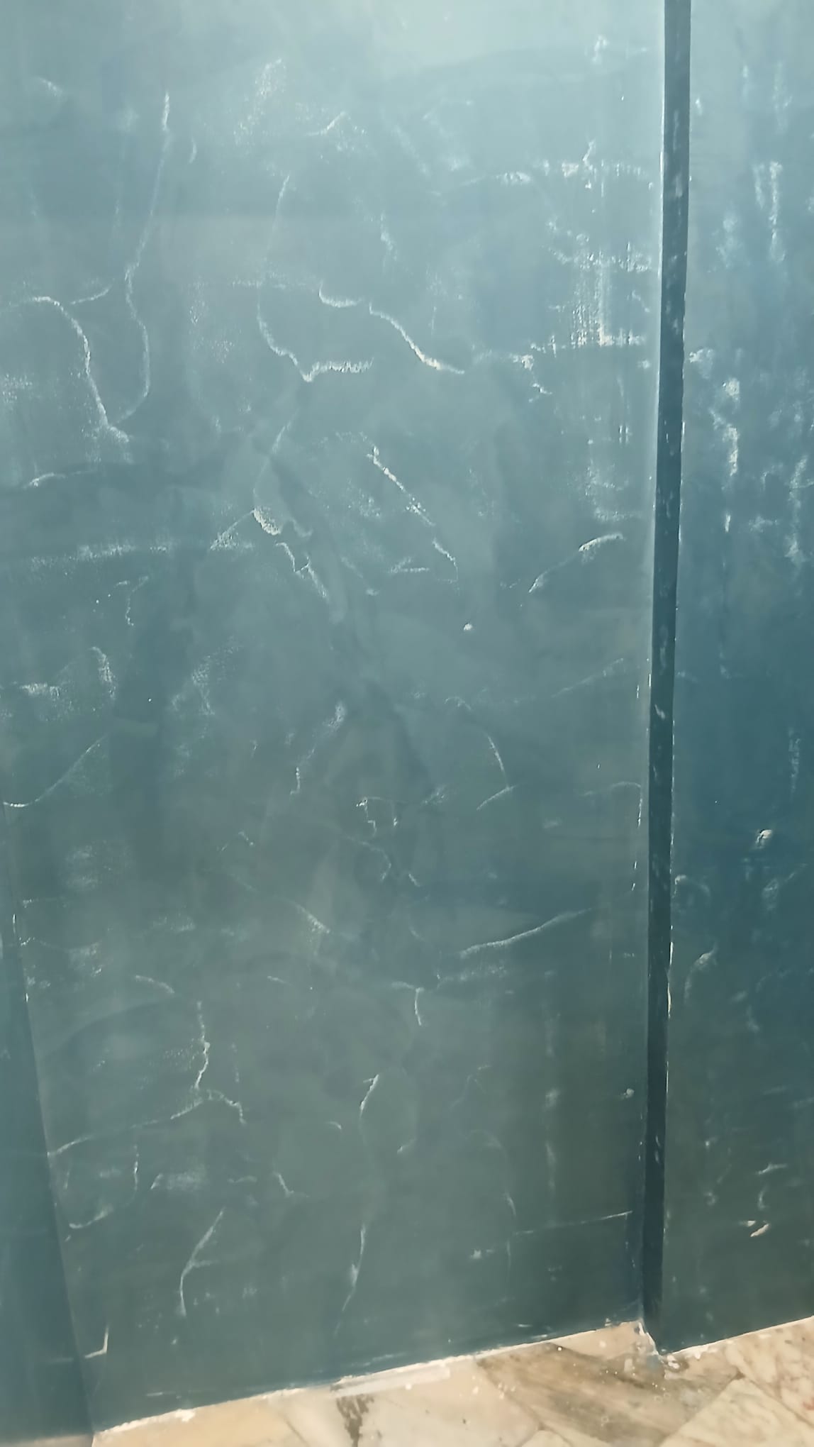 Microcimento em casa de banho feminina